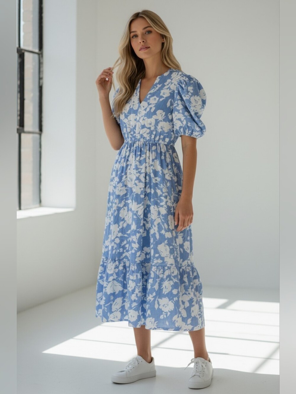 V-Neck Blue and White Floral Midi Dress with Puff Sleeves